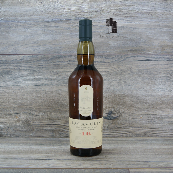 Lagavulin 16 Jahre Islay Single Malt Whisky, Ohne Kartonage,0,7l, 43%