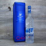 Grey Goose Vodka, mit Geschenk Tube, 0,7l, 40%