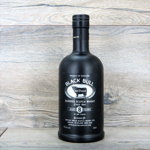 Black Bull 8 Jahre Retro Design, Blended Malt Scotch Whisky, 0,7l, 50%